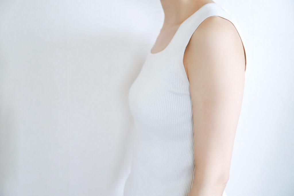 巻き肩と生活習慣の関係性